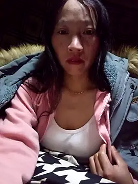 Snapshot of tcm-cute chatting on January 5, 2026, 9:18 pm tcm-cute online show from January 5, 2026, 9:18 pm