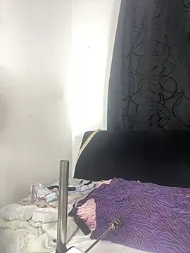 Snapshot of Gabrielle_Sexy94 chatting on February 27, 2026, 11:27 pm Gabrielle Sexy94 online show from February 27, 2026, 11:27 pm