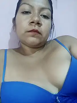 Snapshot of Alexxxia69 chatting on March 1, 2026, 10:12 pm Alexxxia69 online show from March 1, 2026, 10:12 pm