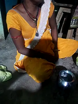 parmila203 online show from April 9, 2026, 4:56 pm