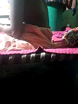 parmila203 online show from April 12, 2026, 5:07 pm