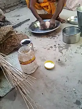 parmila203 online show from April 19, 2026, 2:00 am