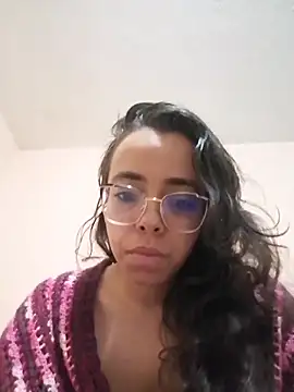 Snapshot of BarbaraLeython1 chatting on November 7, 2025, 3:39 am BarbaraLeython1 online show from November 7, 2025, 3:39 am