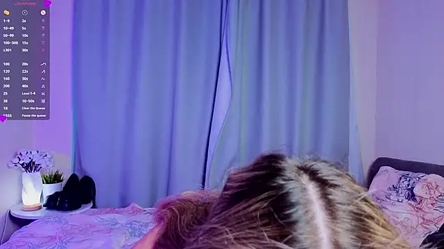 AliaBuerstatte online show from December 2, 2025, 6:08 am