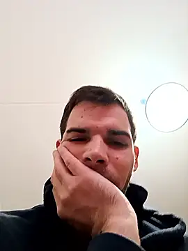 Snapshot of Michael9134 chatting on December 3, 2025, 9:18 am Michael9134 online show from December 3, 2025, 9:18 am