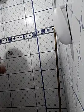 Snapshot of Exotic19cm chatting on November 12, 2025, 11:03 pm Exotic19cm online show from November 12, 2025, 11:03 pm