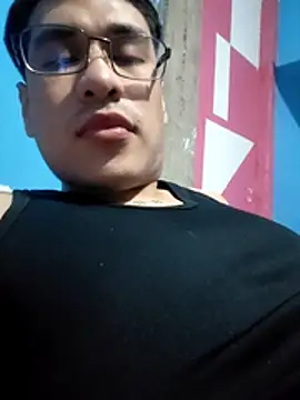 Snapshot of Exotic19cm chatting on November 19, 2025, 7:30 am Exotic19cm online show from November 19, 2025, 7:30 am