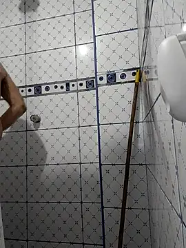 Snapshot of Exotic19cm chatting on November 21, 2025, 11:03 pm Exotic19cm online show from November 21, 2025, 11:03 pm