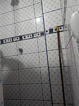 Snapshot of Exotic19cm chatting on November 26, 2025, 11:17 pm Exotic19cm online show from November 26, 2025, 11:17 pm