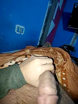 Snapshot of Exotic19cm chatting on December 3, 2025, 7:16 am Exotic19cm online show from December 3, 2025, 7:16 am