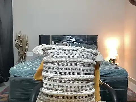 piyassi  divya online show from October 6, 2025, 9:12 pm