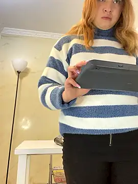 Snapshot of mia_skys chatting on January 12, 2026, 12:43 pm mia skys online show from January 12, 2026, 12:43 pm