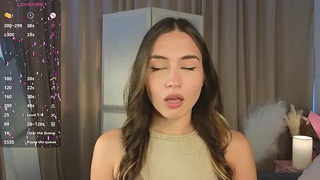 Snapshot of Moonlight1Sonata1 chatting on September 12, 2025, 9:09 am Moonlight1Sonata1 online show from September 12, 2025, 9:09 am