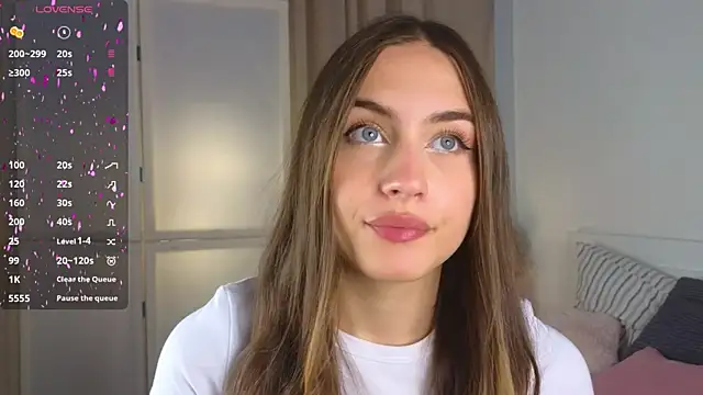 Snapshot of Moonlight1Sonata1 chatting on September 25, 2025, 9:02 am Moonlight1Sonata1 online show from September 25, 2025, 9:02 am