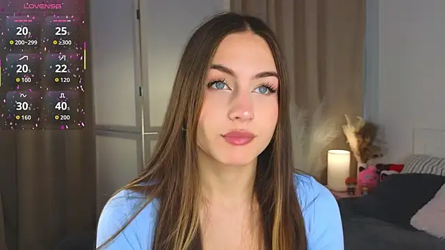 Snapshot of Moonlight1Sonata1 chatting on October 10, 2025, 9:08 am Moonlight1Sonata1 online show from October 10, 2025, 9:08 am