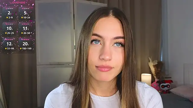 Snapshot of Moonlight1Sonata1 chatting on October 16, 2025, 9:10 am Moonlight1Sonata1 online show from October 16, 2025, 9:10 am