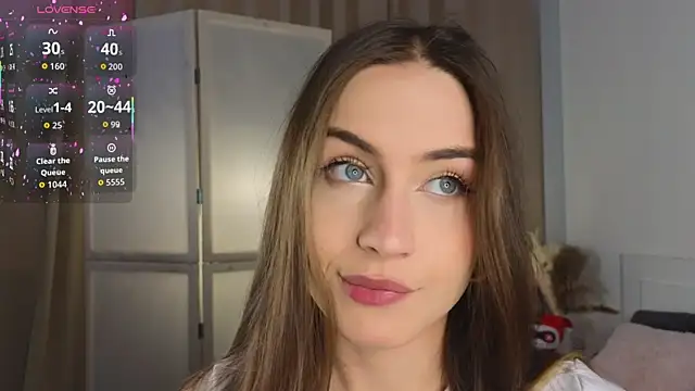 Snapshot of Moonlight1Sonata1 chatting on November 13, 2025, 9:08 am Moonlight1Sonata1 online show from November 13, 2025, 9:08 am