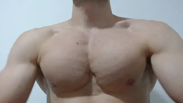 Snapshot of Rocky_Muscle chatting on April 1, 2026, 6:16 pm Rocky Muscle online show from April 1, 2026, 6:16 pm