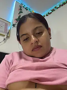 Snapshot of sbanna_valle_ chatting on June 11, 2026, 12:32 am sbanna valle online show from June 11, 2026, 12:32 am