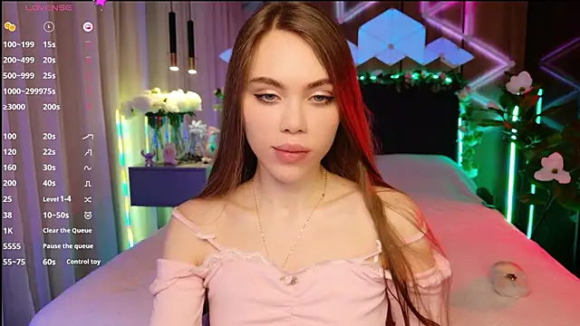 MimiFors online show from October 18, 2025, 1:23 pm