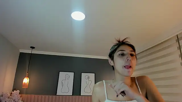 Maraia Ford online show from November 16, 2025, 7:08 pm