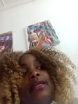Snapshot of isabella_brown1 chatting on March 18, 2026, 12:03 am isabella brown1 online show from March 18, 2026, 12:03 am