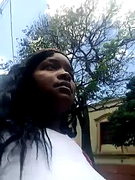 Snapshot of isabella_brown1 chatting on March 20, 2026, 7:19 pm isabella brown1 online show from March 20, 2026, 7:19 pm