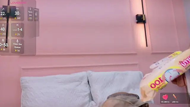 Snapshot of Ashley_Evans22 chatting on February 6, 2026, 8:12 pm Ashley Evans22 online show from February 6, 2026, 8:12 pm