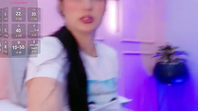 Snapshot of Ashley_Evans22 chatting on February 9, 2026, 8:13 pm Ashley Evans22 online show from February 9, 2026, 8:13 pm