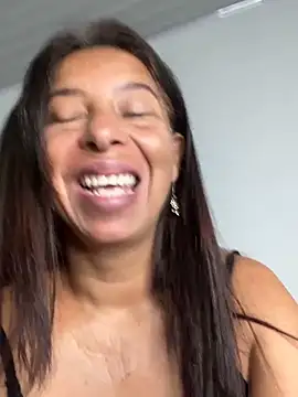 maleja23 online show from November 6, 2025, 11:33 am