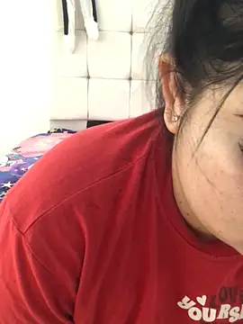 Kuromy x online show from December 19, 2025, 7:54 pm