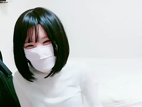 maika chan online show from November 3, 2025, 3:19 am