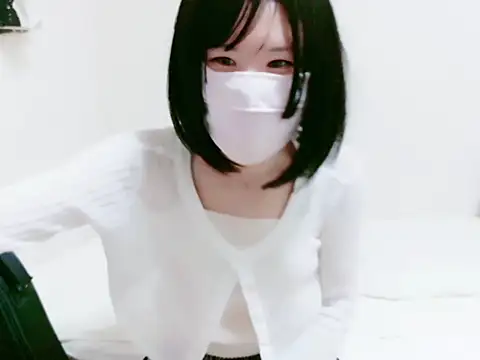 maika chan online show from November 6, 2025, 6:36 am