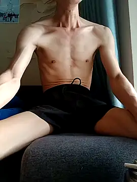 Snapshot of boyhi199x chatting on October 13, 2025, 1:16 am boyhi199x online show from October 13, 2025, 1:16 am