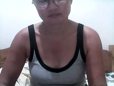 Snapshot of nathalie0045 chatting on May 23, 2026, 9:24 am nathalie0045 online show from May 23, 2026, 9:24 am