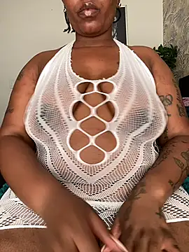 Snapshot of fatpussydallx chatting on May 15, 2026, 7:48 am fatpussydallx online show from May 15, 2026, 7:48 am
