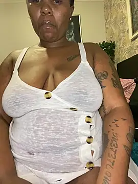 Snapshot of fatpussydallx chatting on May 15, 2026, 7:54 pm fatpussydallx online show from May 15, 2026, 7:54 pm