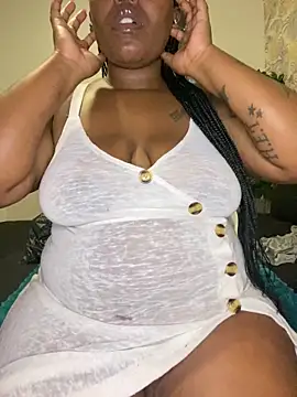 Snapshot of fatpussydallx chatting on May 27, 2026, 5:43 pm fatpussydallx online show from May 27, 2026, 5:43 pm