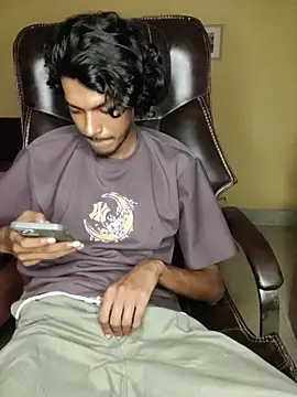 thecatfish online show from October 30, 2025, 4:08 pm