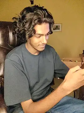 thecatfish online show from November 9, 2025, 12:58 pm