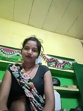 Snapshot of Seema_guptaji chatting on July 5, 2026, 8:27 pm Seema guptaji online show from July 5, 2026, 8:27 pm
