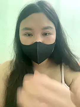 Snapshot of Blue-nice chatting on September 19, 2025, 1:23 pm Blue-nice online show from September 19, 2025, 1:23 pm