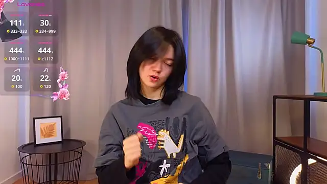 PamilaGrassle online show from October 3, 2025, 4:09 am