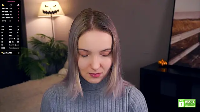 Snapshot of HongTomczak chatting on November 19, 2025, 7:30 am HongTomczak online show from November 19, 2025, 7:30 am