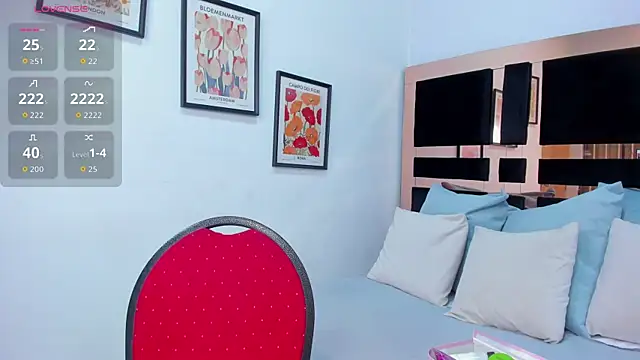 Snapshot of cloemorwen chatting on September 21, 2025, 1:13 pm cloemorwen online show from September 21, 2025, 1:13 pm