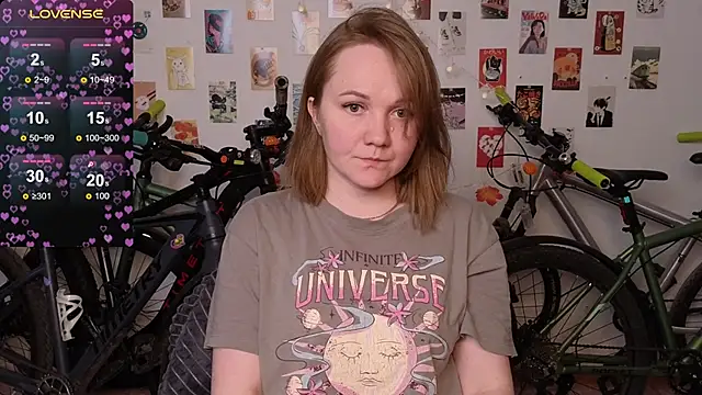 Snapshot of BellaMurrr chatting on November 6, 2025, 5:03 pm BellaMurrr online show from November 6, 2025, 5:03 pm