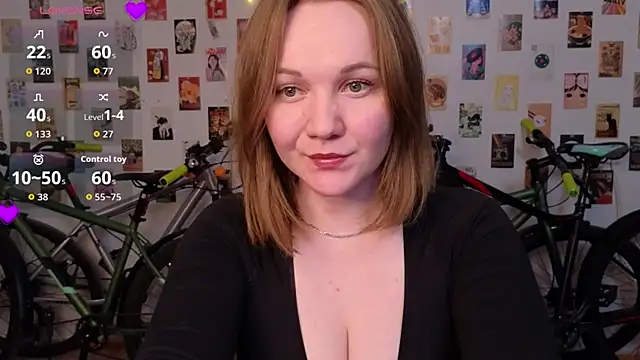 Snapshot of BellaMurrr chatting on November 17, 2025, 6:03 pm BellaMurrr online show from November 17, 2025, 6:03 pm