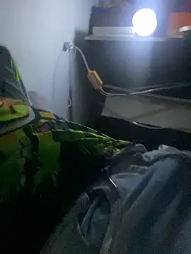 Snapshot of Jrivera22 chatting on October 31, 2025, 11:06 pm Jrivera22 online show from October 31, 2025, 11:06 pm