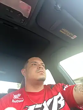 Snapshot of YadielPublic chatting on September 10, 2025, 6:52 pm YadielPublic online show from September 10, 2025, 6:52 pm