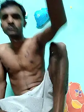 Snapshot of ShinuRoy chatting on September 28, 2025, 11:21 pm ShinuRoy online show from September 28, 2025, 11:21 pm